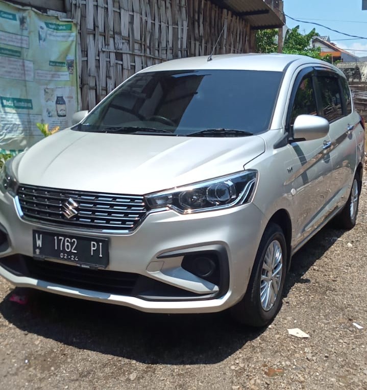 Sewa Mobil Ertiga Surabaya 081330548581